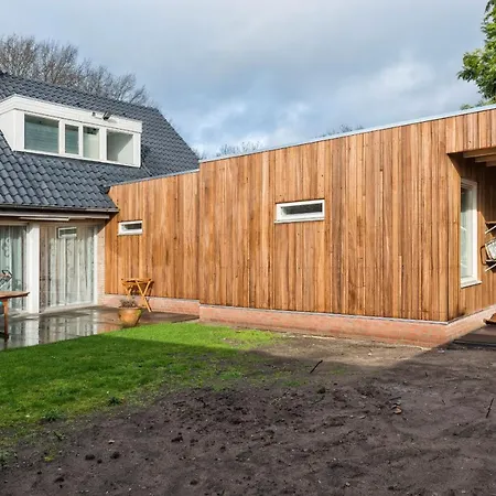 Privatunterkunft (left) Garden In Near Tue&centre *